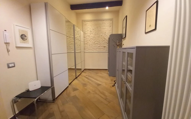 Leone in Firenze With 1 Bedrooms and 1 Bathrooms