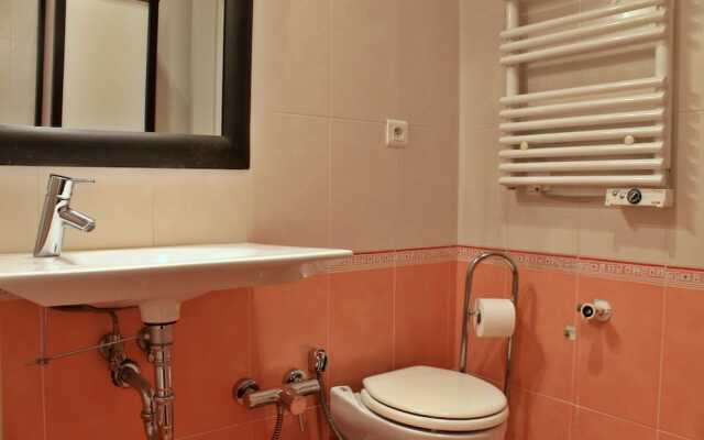 Viva Riviera Cosy 2 Bedrooms balcony