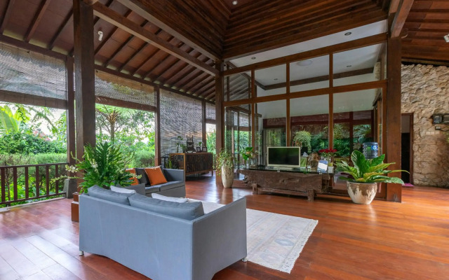 Villa Mulyono