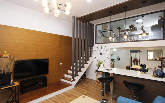 Traveler. Gourmet Hostel