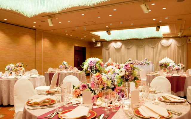 Hotel Crown Palais Chiryu