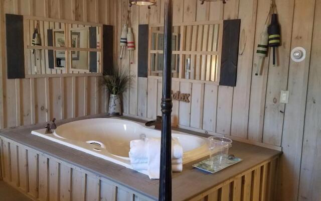 Vacationland Inn & Suites