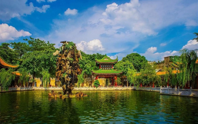 Manfei Apartment (Foshan Nanhai Baide Plaza Shop)