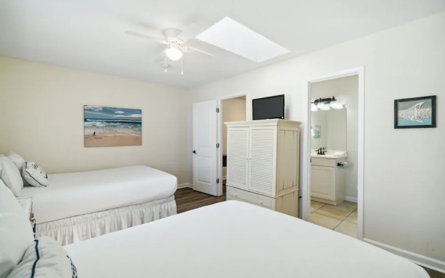 Woodland Shores Beach Resort by Panhandle Getaways