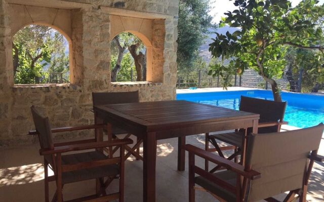 Sprawling Vlilla in Malades With Private Pool, Garden, Terrace