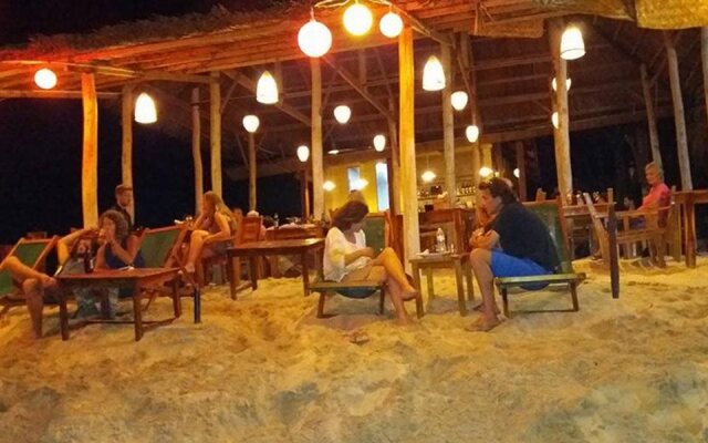 Free Beach Resort