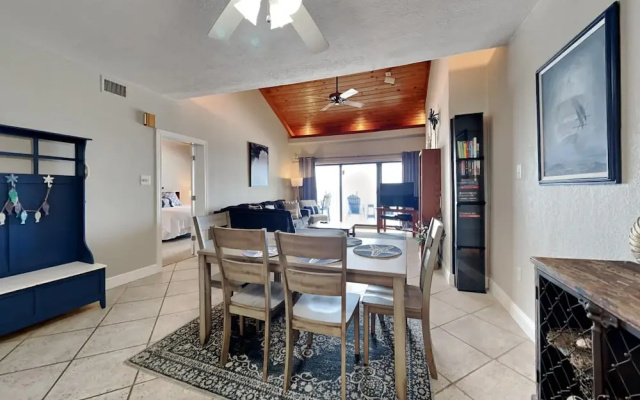 Shipwatch Surf & Yacht by Southern Vacation Rentals