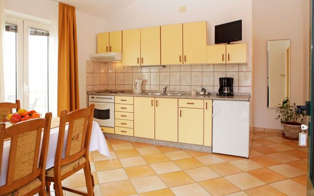 Ratac Apartments