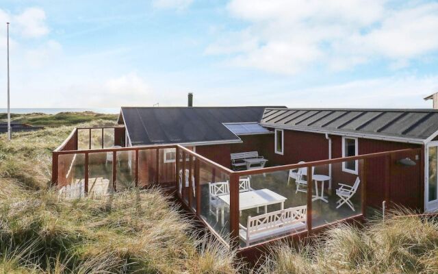 Amazing Holiday Home in Løkken near Sea