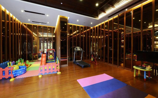 Shixishu Jianguo Yalong Bay Resort Hotel