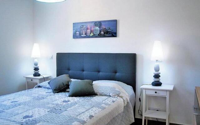 Appartement Le Lavandou, 2 pièces, 4 personnes - FR-1-251-122