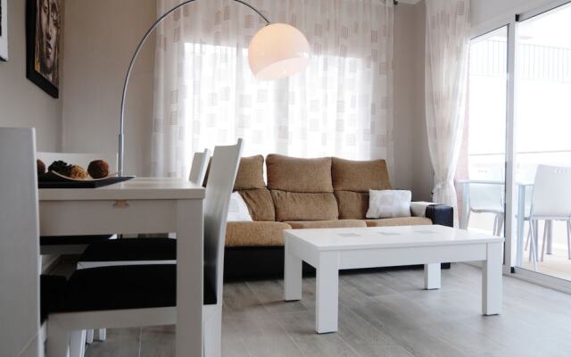 HomeHolidaysRentals Maritim IV