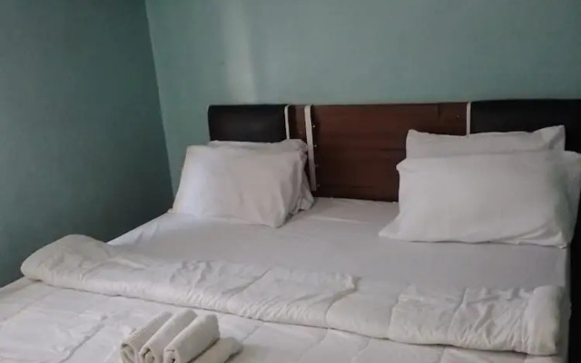 Nippon Diamond Suites