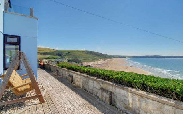 Holiday Home The Albatross