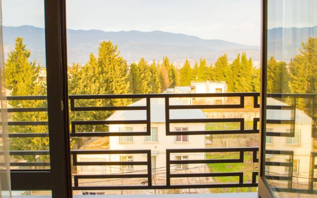 Hotel Holiday Villa