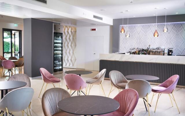 Omnia Hotel Noventa