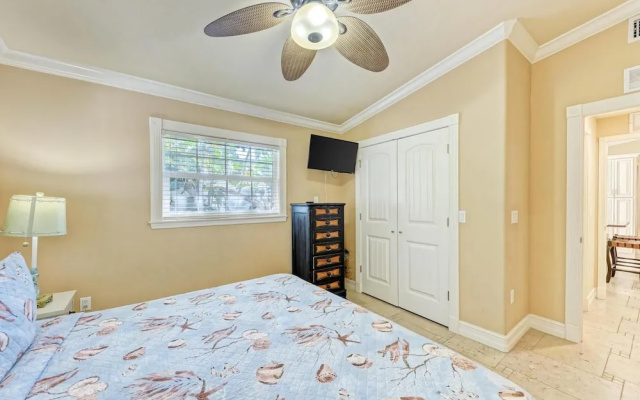 Anna Maria Island Edgewater Bungalow