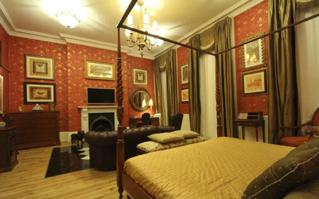 Opulence Boutique Hotel