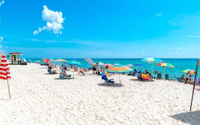 Hallandale 11D