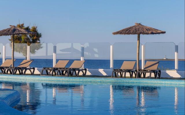 AluaSun Far Menorca Hotel
