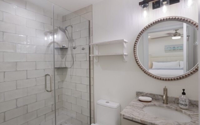 Surf Riders 4 Bedroom Home