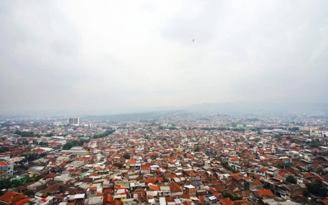 Gateway Apartment Cicadas by DB Property