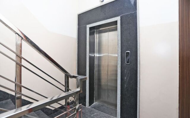 OYO 2616 Hotel Golden Sand