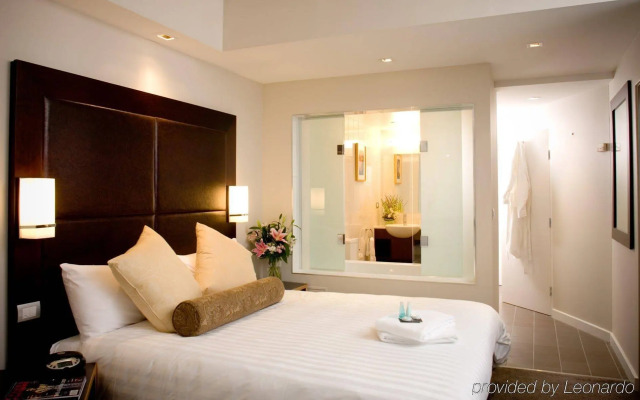 Amora Hotel Riverwalk Melbourne