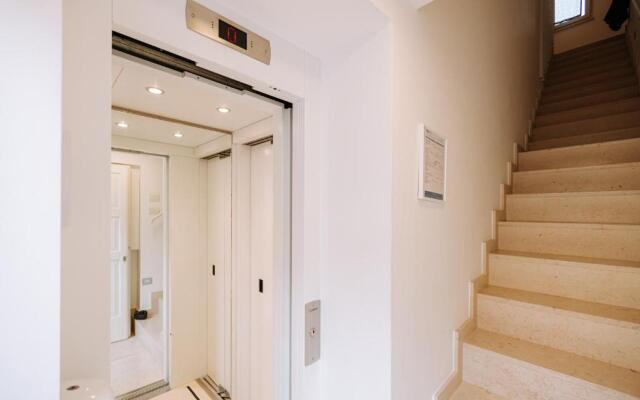 Bed & Breakfast Suite1212