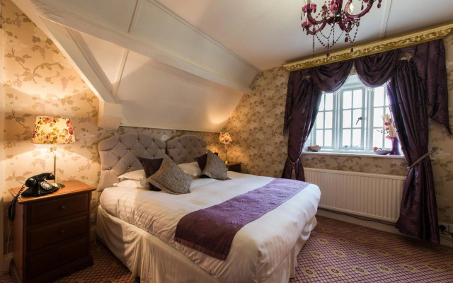 Maenan Abbey Hotel