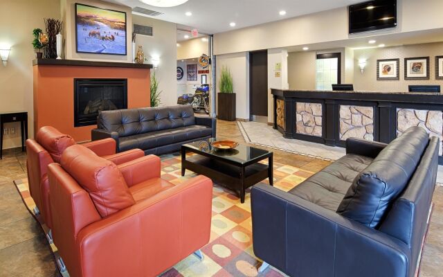 Seven Oaks Hotel Regina