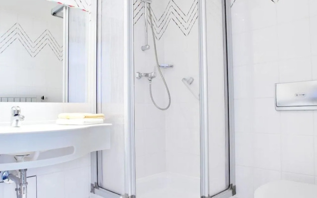 Hotel-gasthof Neumühle