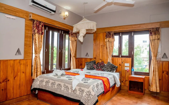 Hotel Riverside