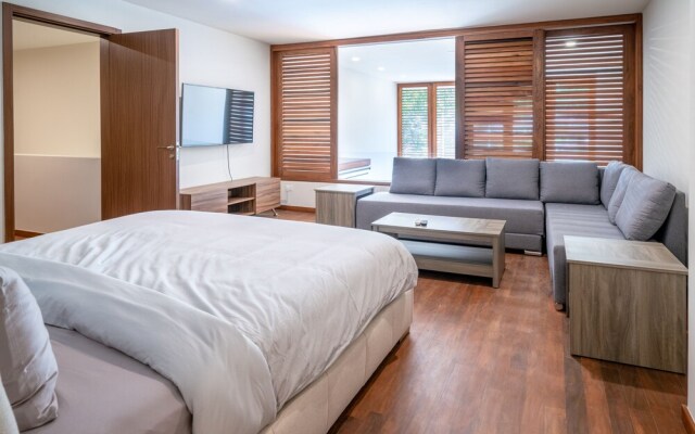 Condo Anahuac - Luxury At AWA Residences