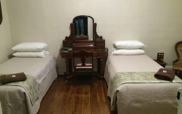 Wisemans Inn Hotel