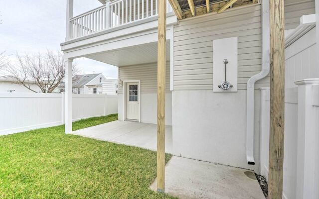 New Townhome < Half Mi to Beach!
