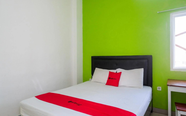 RedDoorz near Hartono Mall Solo