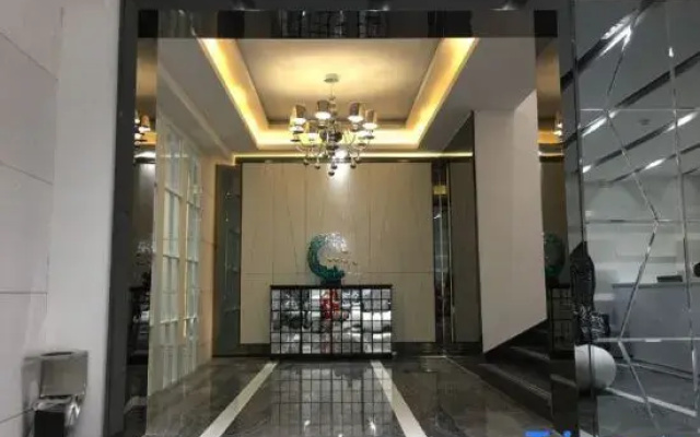 Shimoli Hotel (Shenzhen Bao'an Fanshen Subway Station)