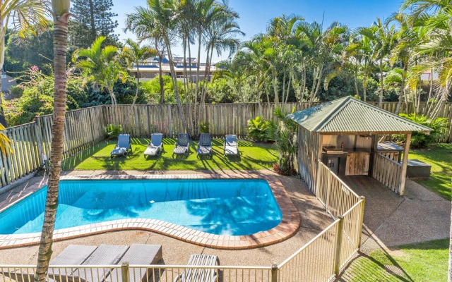Bayside Court Apartments