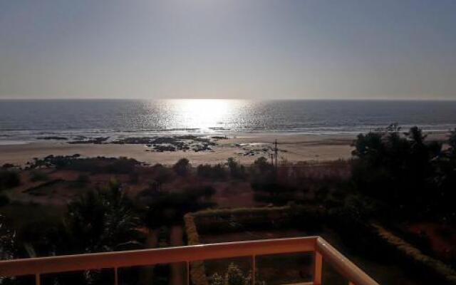 Whistling Palms Beach Resort