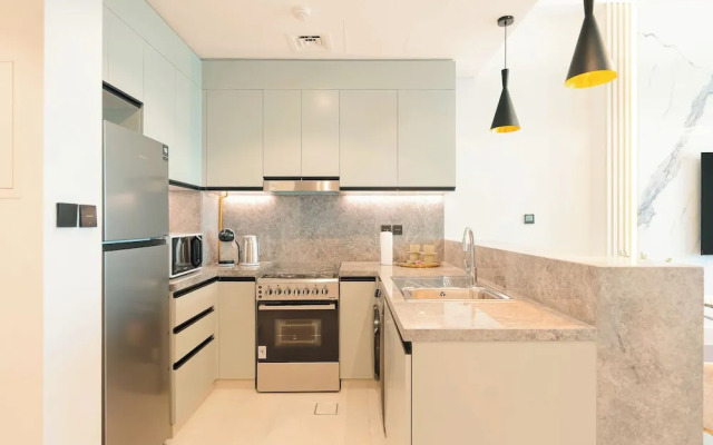 KeyRock Living - Golf Gate Apartment