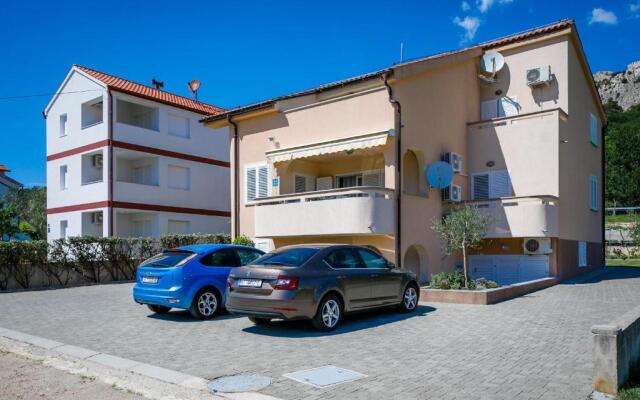Apartment Pirun