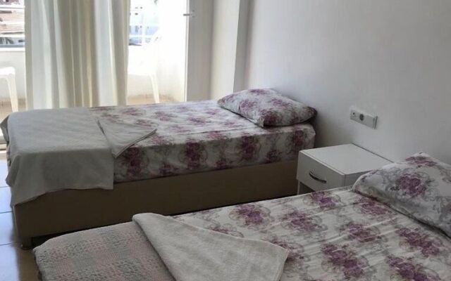 Marina Kizkalesi Hotel