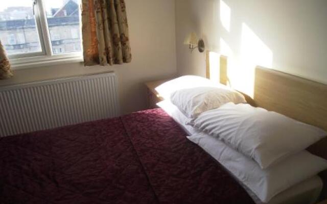 Sandringham Hotel