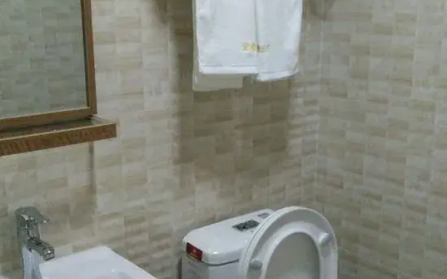 Junyuan Business Hotel