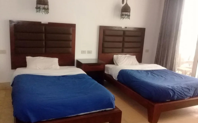 Carlton Luxury Resort
