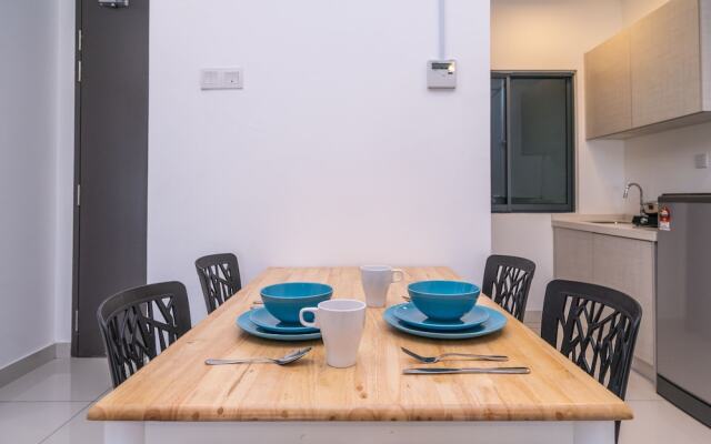 OYO Home 89596 Amazing 2br 3 Towers