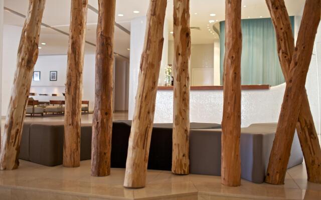 Napa Mermaid Hotel & Suites