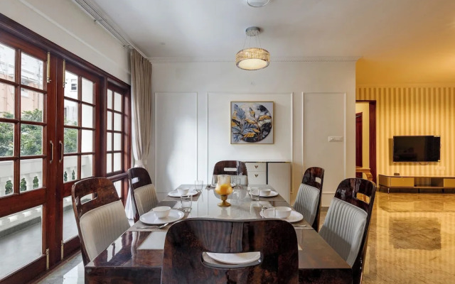 Amber Apartment 103 by Stayjade