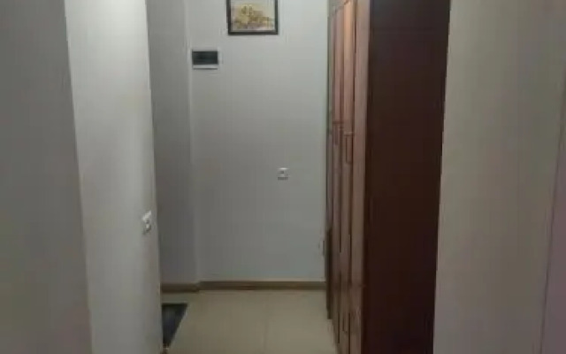 Abovyan 36 Apt & Tour